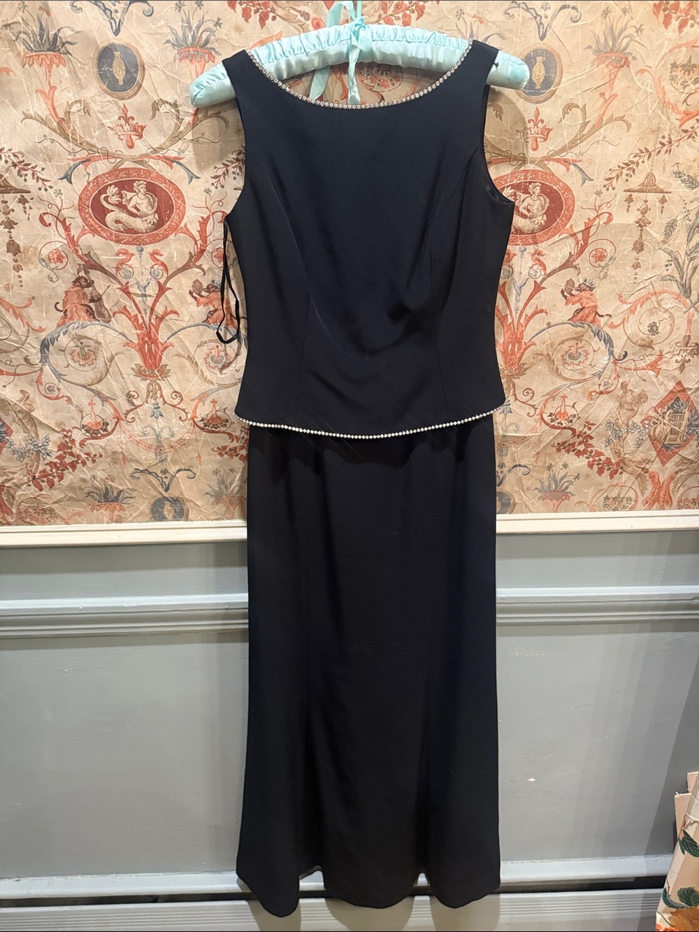Jones New York Black Sleeveless Beaded Two-Piece Evening Dress